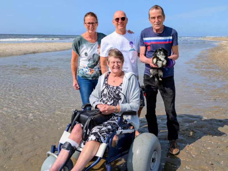 Strandrups  / invalide toilet en strandrolstoel